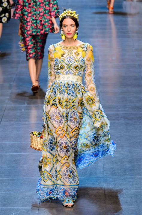 dolce and gabbana summer dress